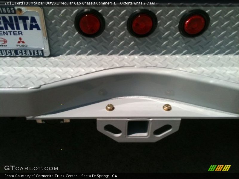 Oxford White / Steel 2011 Ford F350 Super Duty XL Regular Cab Chassis Commercial