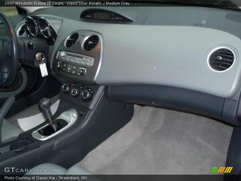 Liquid Silver Metallic / Medium Gray 2007 Mitsubishi Eclipse SE Coupe