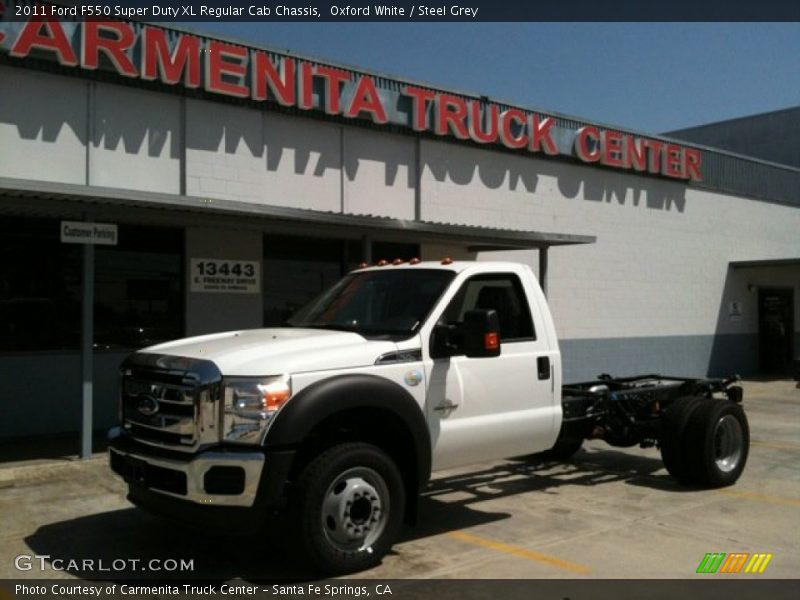 Oxford White / Steel Grey 2011 Ford F550 Super Duty XL Regular Cab Chassis