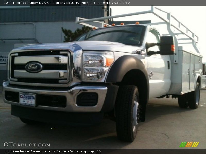 Oxford White / Steel Grey 2011 Ford F550 Super Duty XL Regular Cab Utility Truck