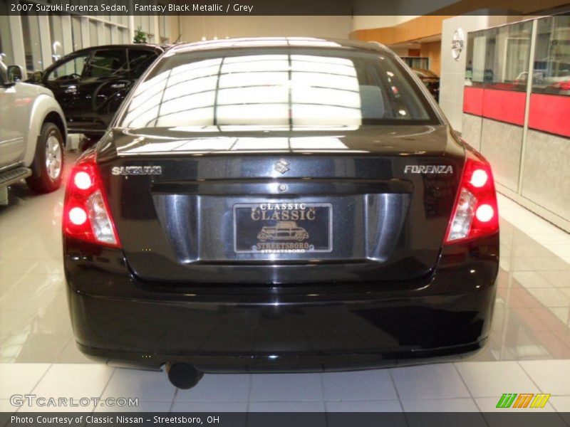Fantasy Black Metallic / Grey 2007 Suzuki Forenza Sedan