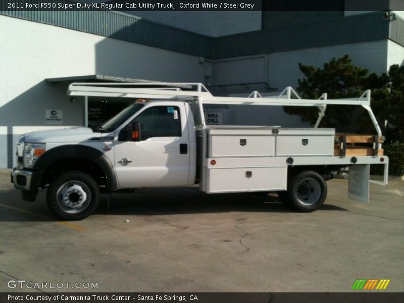Oxford White / Steel Grey 2011 Ford F550 Super Duty XL Regular Cab Utility Truck