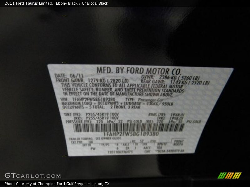 Ebony Black / Charcoal Black 2011 Ford Taurus Limited