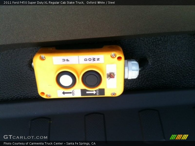 Oxford White / Steel 2011 Ford F450 Super Duty XL Regular Cab Stake Truck