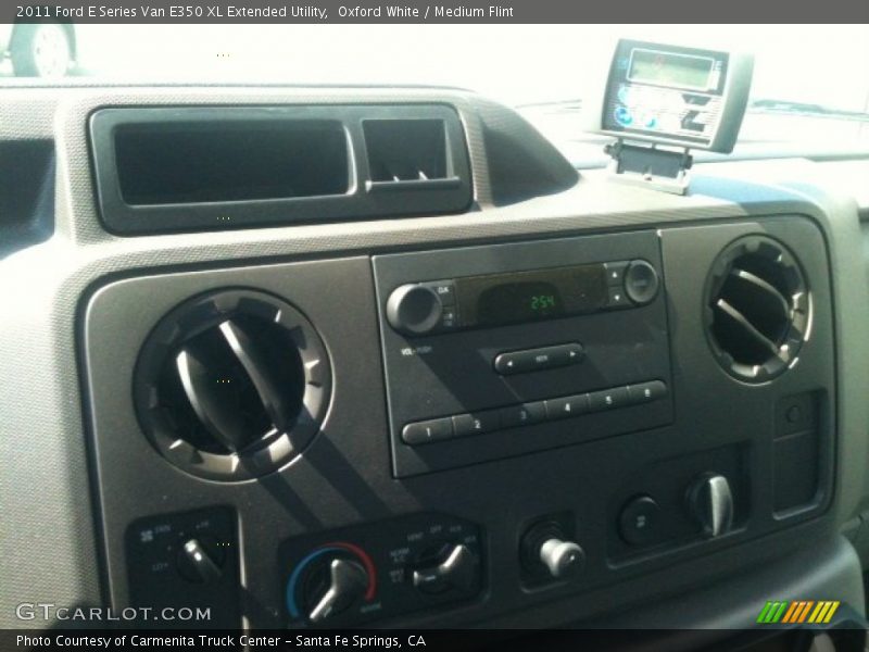 Oxford White / Medium Flint 2011 Ford E Series Van E350 XL Extended Utility
