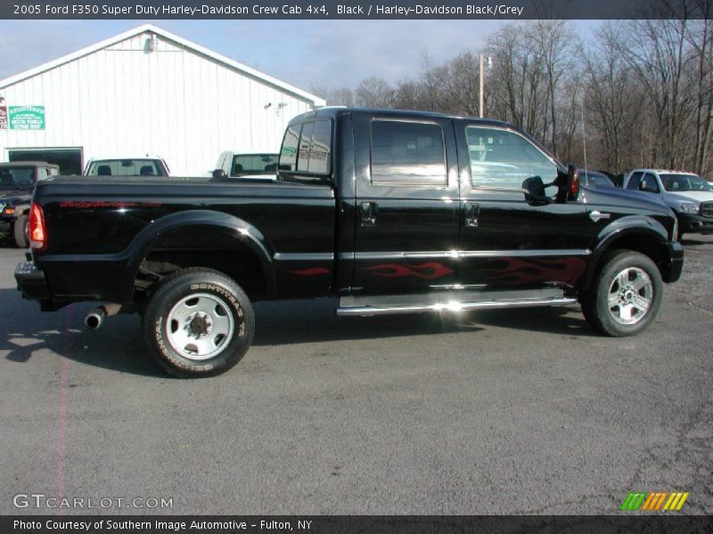 Black / Harley-Davidson Black/Grey 2005 Ford F350 Super Duty Harley-Davidson Crew Cab 4x4