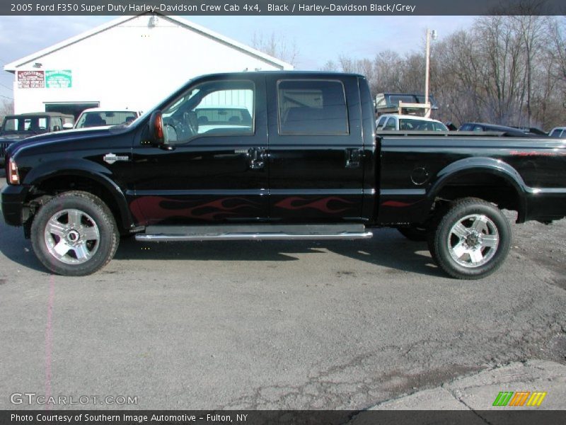 Black / Harley-Davidson Black/Grey 2005 Ford F350 Super Duty Harley-Davidson Crew Cab 4x4