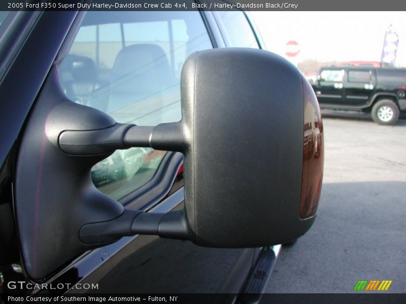 Black / Harley-Davidson Black/Grey 2005 Ford F350 Super Duty Harley-Davidson Crew Cab 4x4