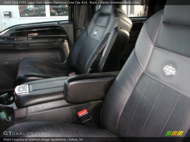  2005 F350 Super Duty Harley-Davidson Crew Cab 4x4 Harley-Davidson Black/Grey Interior