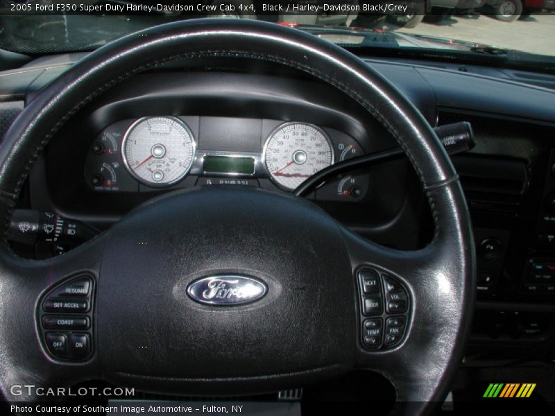  2005 F350 Super Duty Harley-Davidson Crew Cab 4x4 Steering Wheel