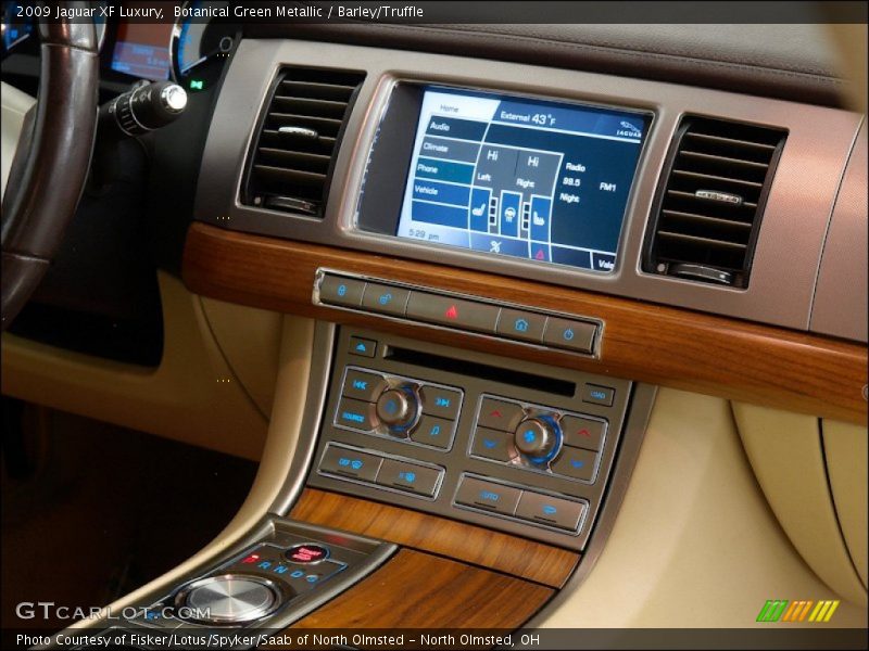 Botanical Green Metallic / Barley/Truffle 2009 Jaguar XF Luxury