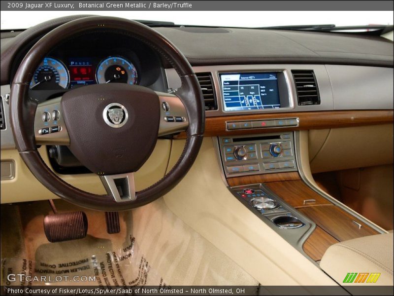 Botanical Green Metallic / Barley/Truffle 2009 Jaguar XF Luxury