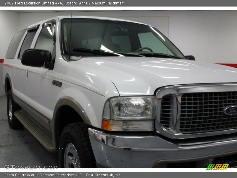 Oxford White / Medium Parchment 2002 Ford Excursion Limited 4x4