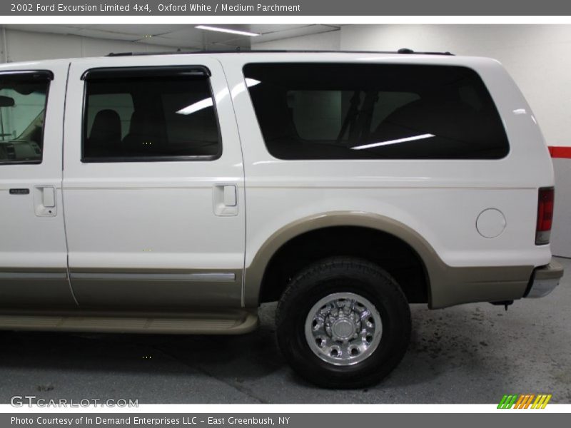 Oxford White / Medium Parchment 2002 Ford Excursion Limited 4x4