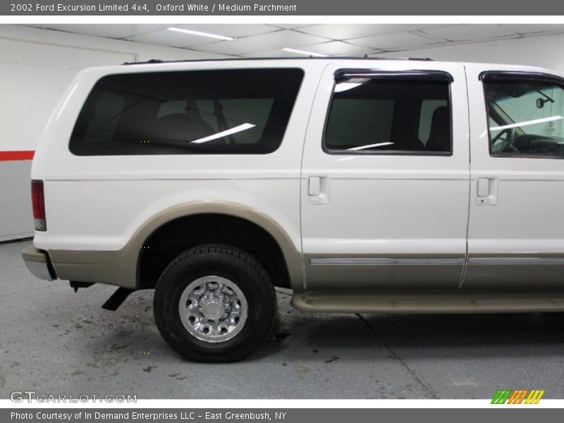 Oxford White / Medium Parchment 2002 Ford Excursion Limited 4x4
