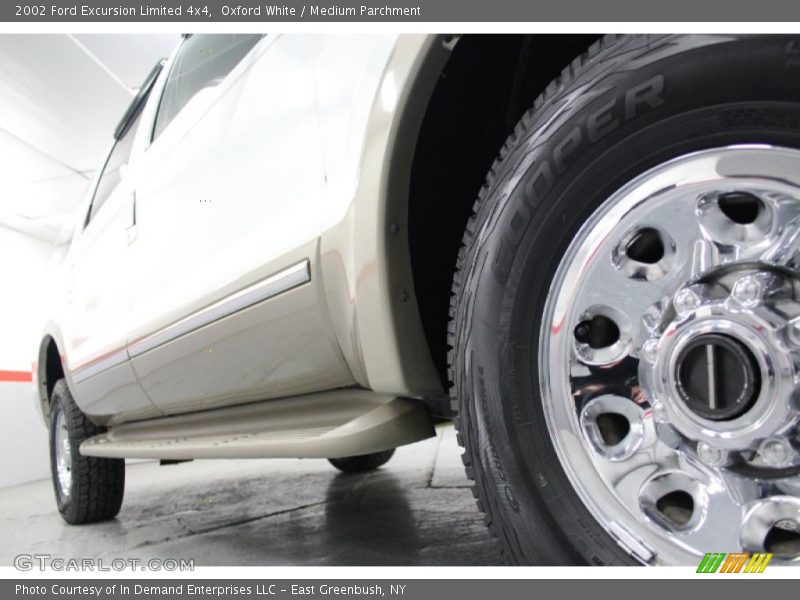 Oxford White / Medium Parchment 2002 Ford Excursion Limited 4x4