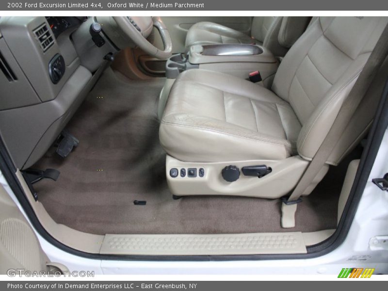 Oxford White / Medium Parchment 2002 Ford Excursion Limited 4x4