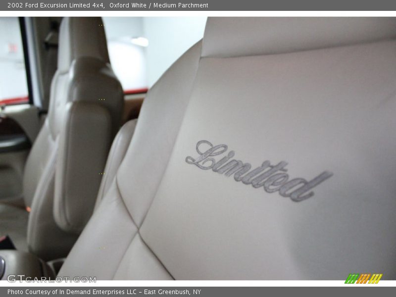 Oxford White / Medium Parchment 2002 Ford Excursion Limited 4x4