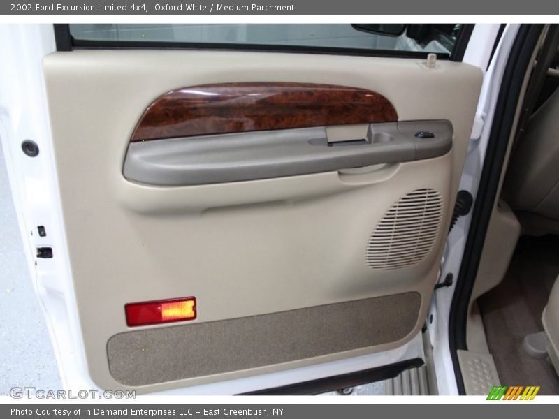 Oxford White / Medium Parchment 2002 Ford Excursion Limited 4x4