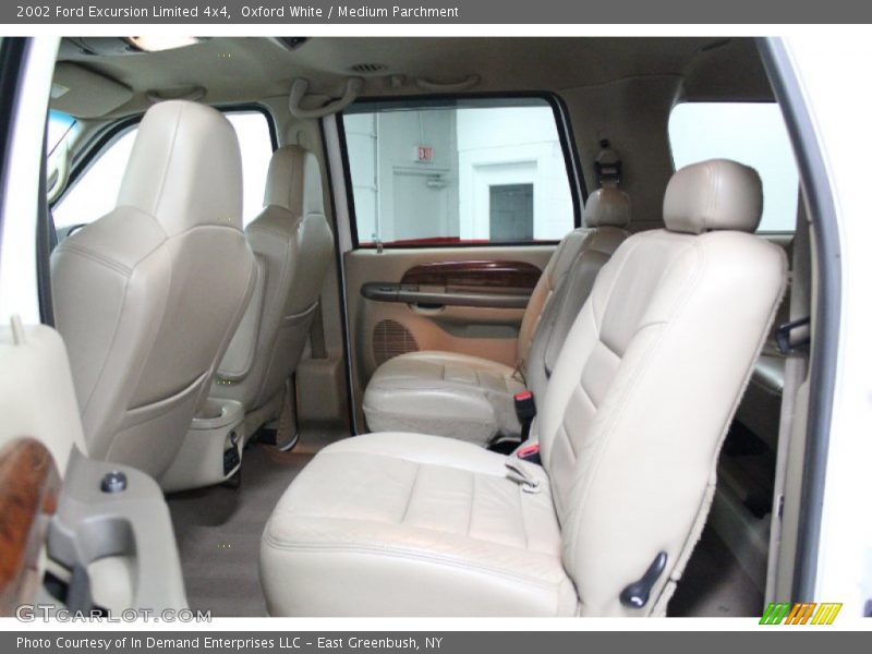 Oxford White / Medium Parchment 2002 Ford Excursion Limited 4x4