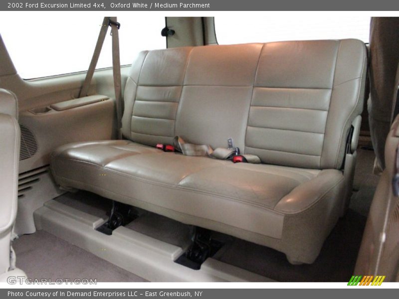 Oxford White / Medium Parchment 2002 Ford Excursion Limited 4x4
