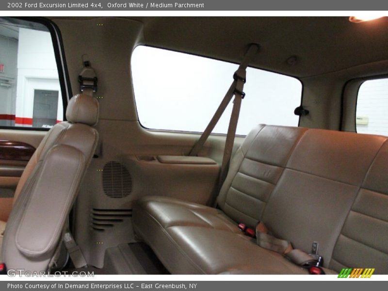 Oxford White / Medium Parchment 2002 Ford Excursion Limited 4x4