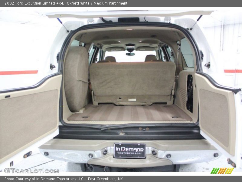 Oxford White / Medium Parchment 2002 Ford Excursion Limited 4x4