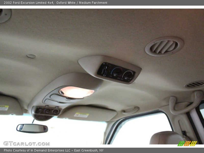 Oxford White / Medium Parchment 2002 Ford Excursion Limited 4x4