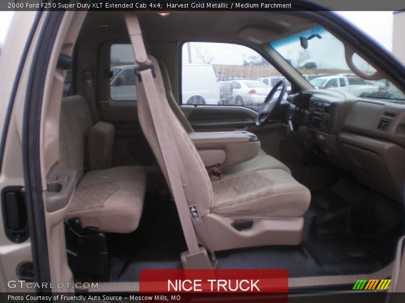 Harvest Gold Metallic / Medium Parchment 2000 Ford F250 Super Duty XLT Extended Cab 4x4