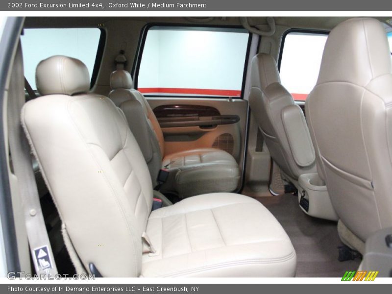 Oxford White / Medium Parchment 2002 Ford Excursion Limited 4x4