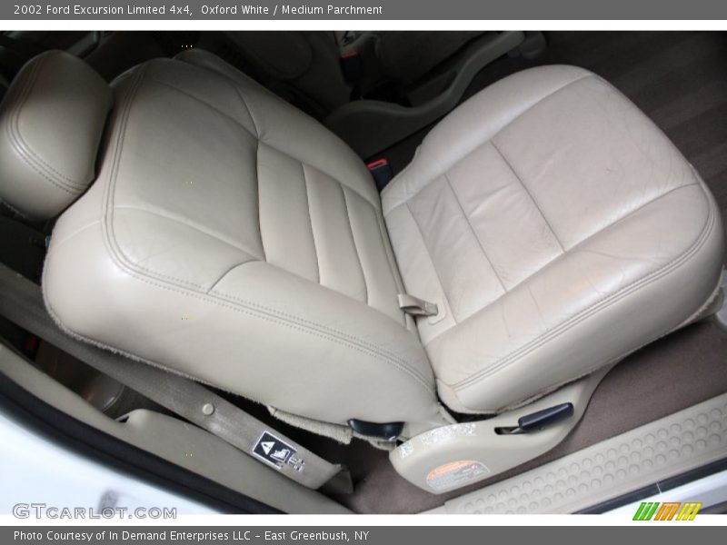 Oxford White / Medium Parchment 2002 Ford Excursion Limited 4x4