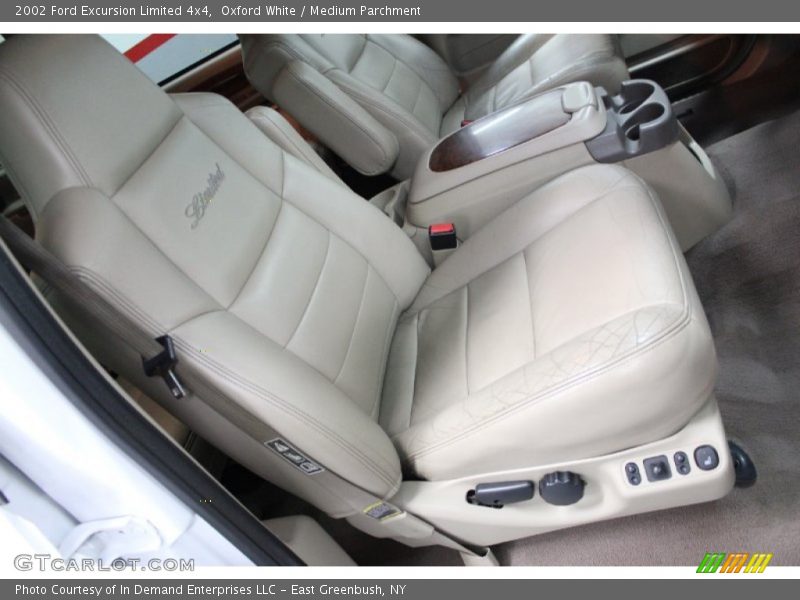Oxford White / Medium Parchment 2002 Ford Excursion Limited 4x4