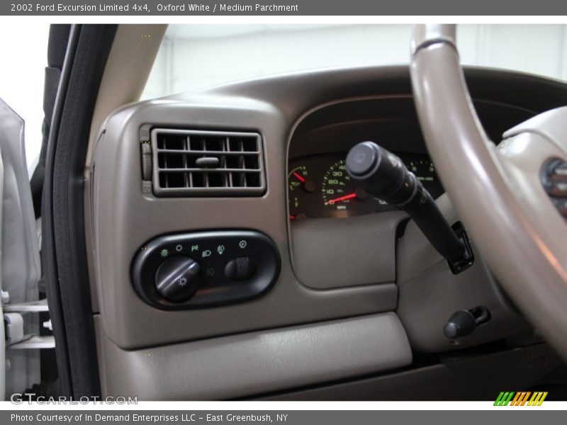Oxford White / Medium Parchment 2002 Ford Excursion Limited 4x4