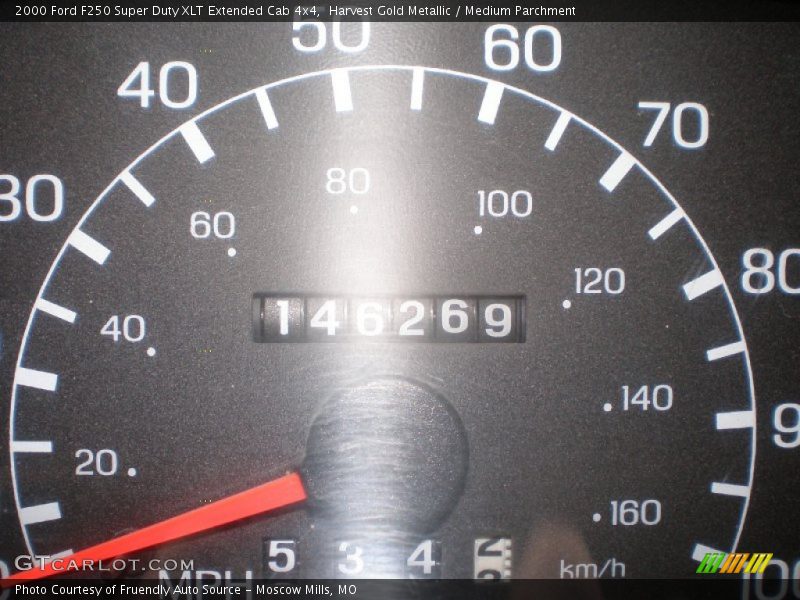Harvest Gold Metallic / Medium Parchment 2000 Ford F250 Super Duty XLT Extended Cab 4x4