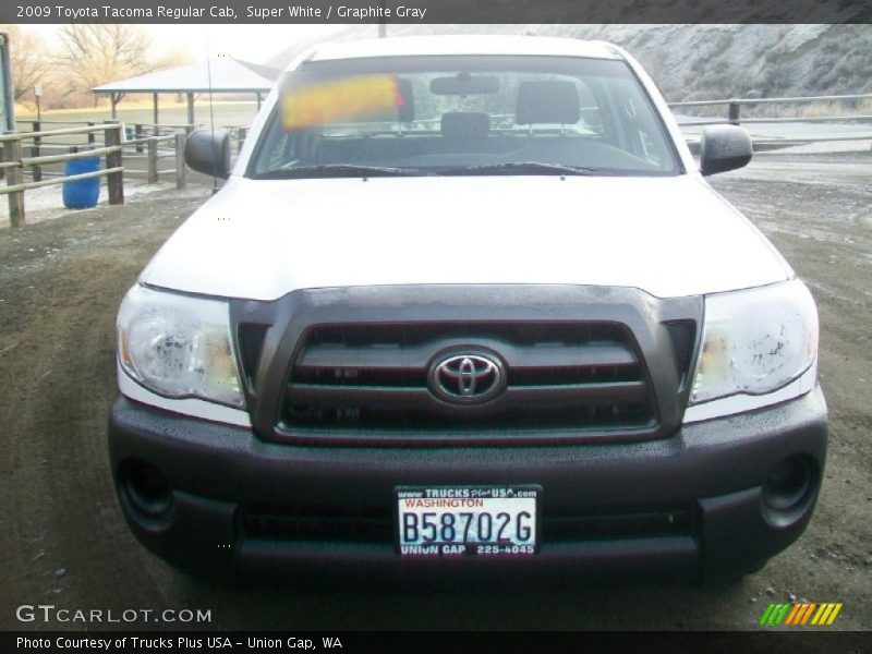 Super White / Graphite Gray 2009 Toyota Tacoma Regular Cab