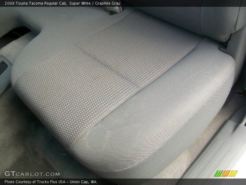 Super White / Graphite Gray 2009 Toyota Tacoma Regular Cab
