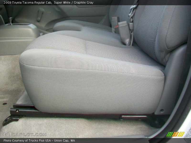 Super White / Graphite Gray 2009 Toyota Tacoma Regular Cab