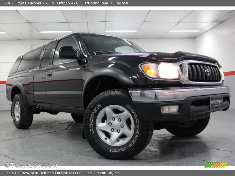 Black Sand Pearl / Charcoal 2002 Toyota Tacoma V6 TRD Xtracab 4x4