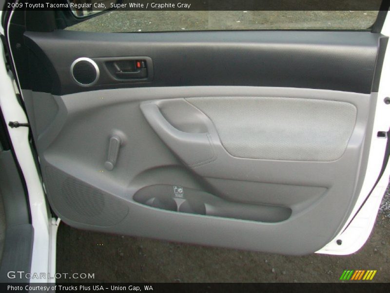 Super White / Graphite Gray 2009 Toyota Tacoma Regular Cab
