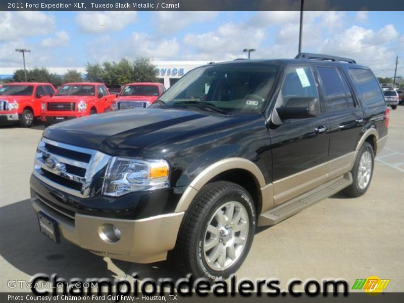Tuxedo Black Metallic / Camel 2011 Ford Expedition XLT