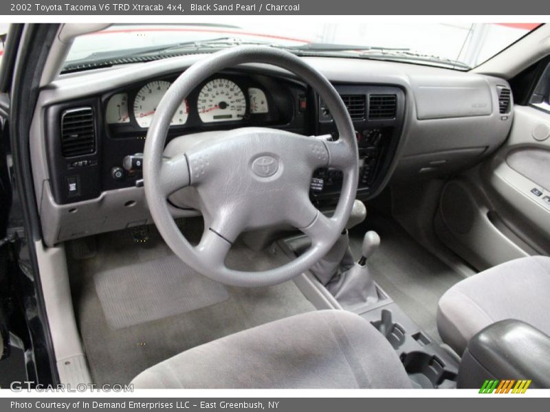 Black Sand Pearl / Charcoal 2002 Toyota Tacoma V6 TRD Xtracab 4x4