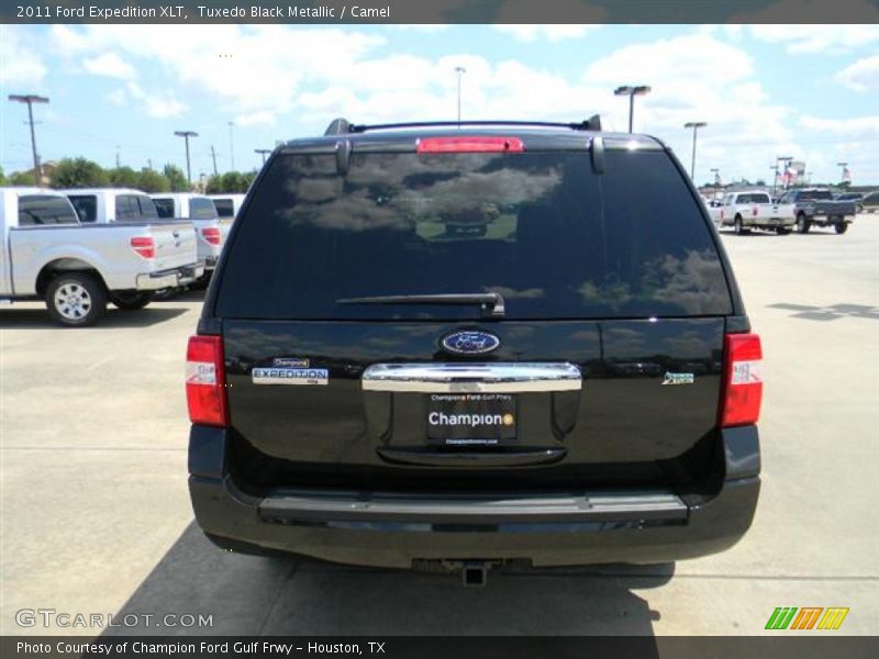 Tuxedo Black Metallic / Camel 2011 Ford Expedition XLT