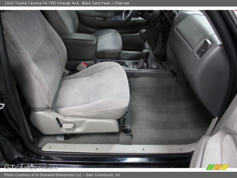 Black Sand Pearl / Charcoal 2002 Toyota Tacoma V6 TRD Xtracab 4x4