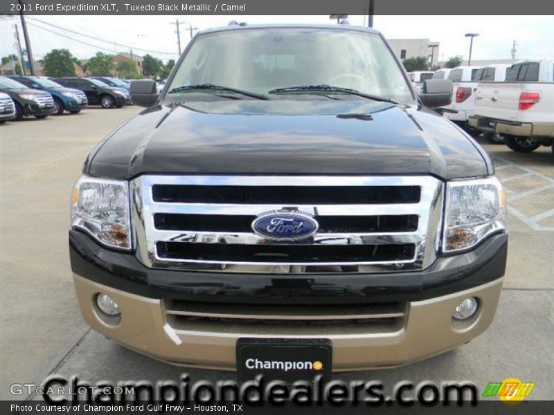 Tuxedo Black Metallic / Camel 2011 Ford Expedition XLT