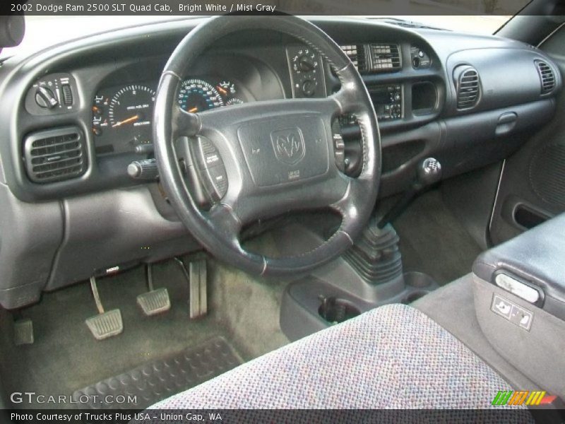 Dashboard of 2002 Ram 2500 SLT Quad Cab