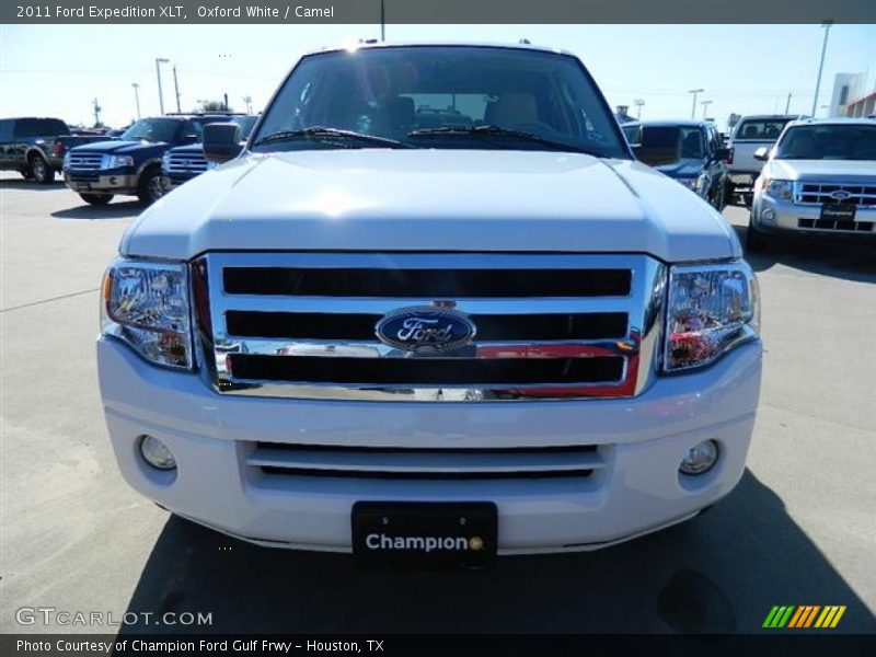 Oxford White / Camel 2011 Ford Expedition XLT