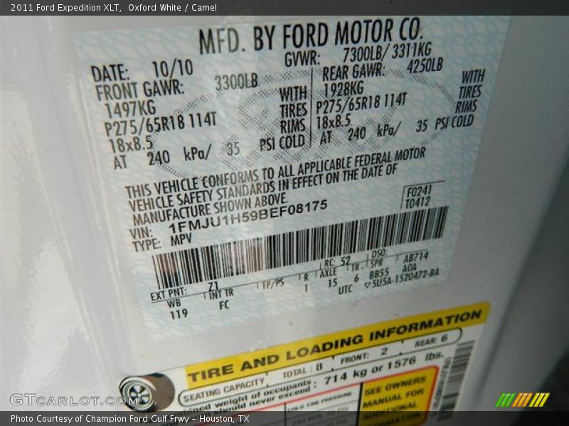 Oxford White / Camel 2011 Ford Expedition XLT