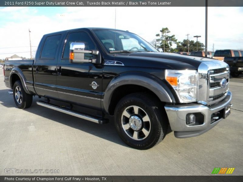 Tuxedo Black Metallic / Black Two Tone Leather 2011 Ford F250 Super Duty Lariat Crew Cab