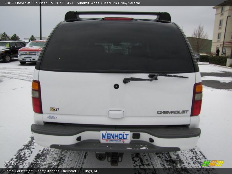 Summit White / Medium Gray/Neutral 2002 Chevrolet Suburban 1500 Z71 4x4