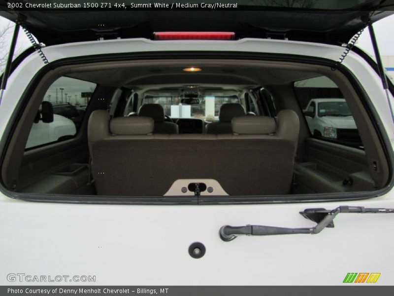 Summit White / Medium Gray/Neutral 2002 Chevrolet Suburban 1500 Z71 4x4